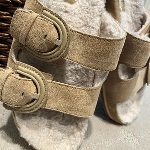 Vince "Glyn" shearling lined slip on sandals